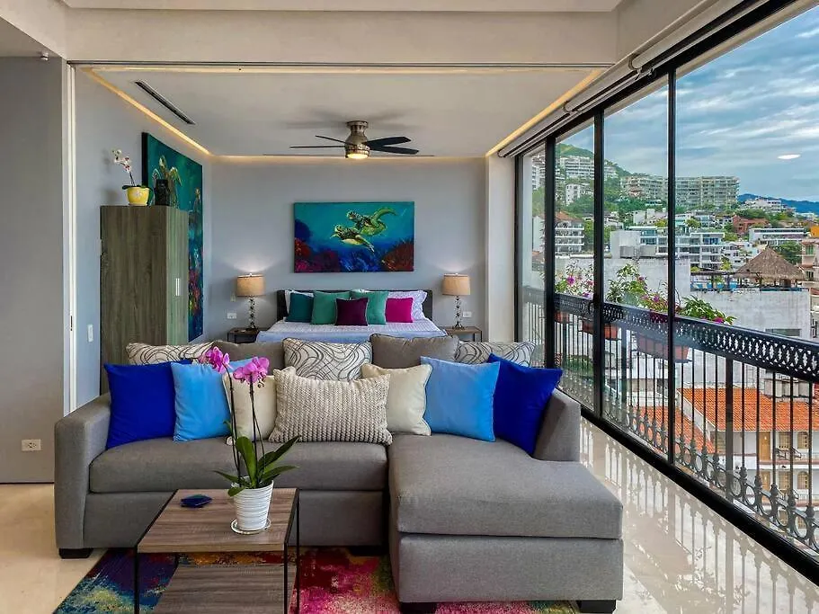 Luxury Oceanview Modern Condo بويرتو فالارتا شقة