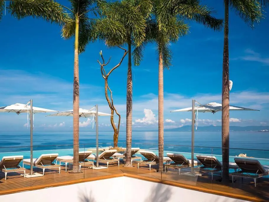 Luxury Oceanview Modern Condo بويرتو فالارتا
